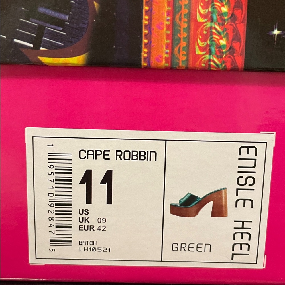 •CAPE ROBBIN• “Enisle” Green Platform Slide Sandals // NIB - Picture 11 of 16